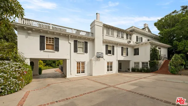 $60,000 | 1006 North Crescent Drive, Beverly Hills, CA 90210