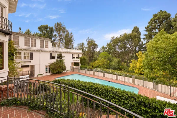 $60,000 | 1006 North Crescent Drive, Beverly Hills, CA 90210