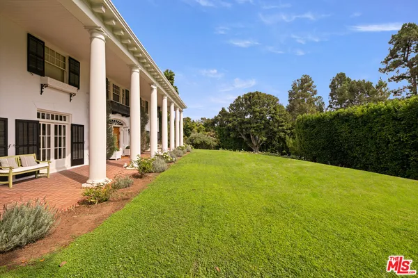 $60,000 | 1006 North Crescent Drive, Beverly Hills, CA 90210