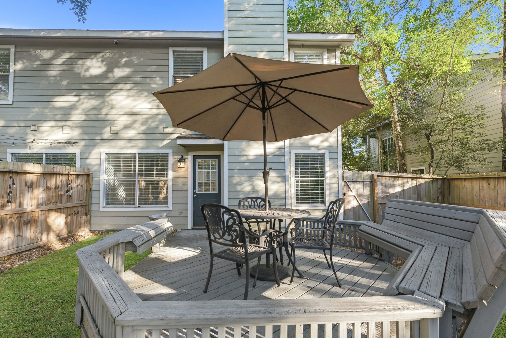 19 Timberstar Street The Woodlands, TX 77382 - Photo 1 of 40