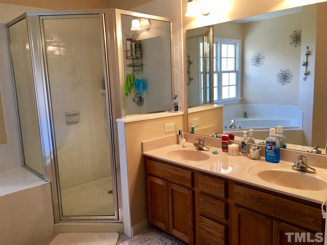 4524 Mistiflower Drive Raleigh, NC 27606 - Photo 15 of 20 Gallery Image 15