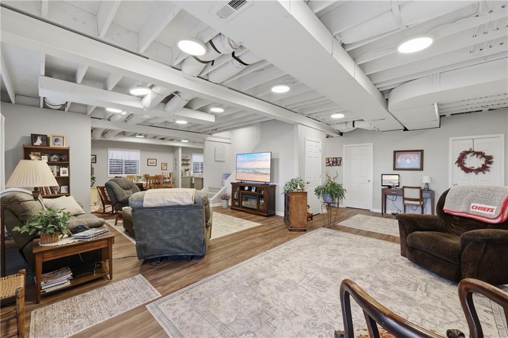 36903 East Church Road Oak Grove, MO 64075 - Photo 38 of 63