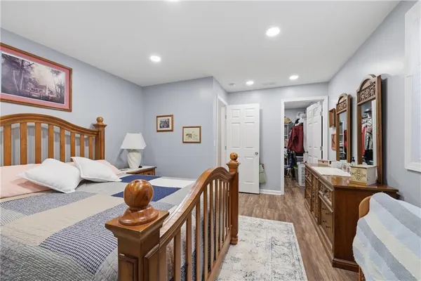 $750,000 | 36903 East Church Road, Oak Grove, MO 64075