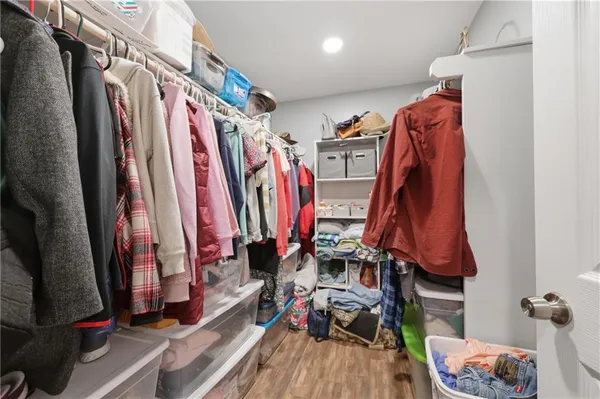 $750,000 | 36903 East Church Road, Oak Grove, MO 64075