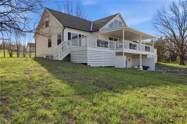 $750,000 | 36903 East Church Road, Oak Grove, MO 64075