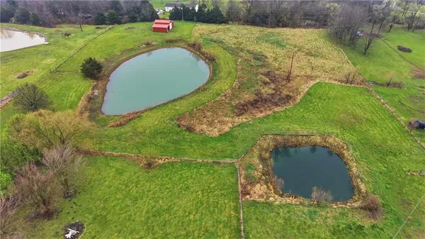 $750,000 | 36903 East Church Road, Oak Grove, MO 64075