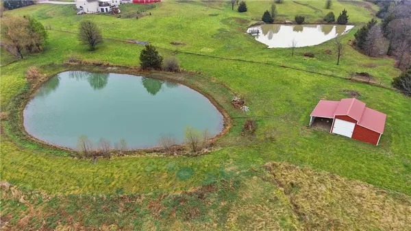 $750,000 | 36903 East Church Road, Oak Grove, MO 64075
