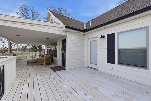 $750,000 | 36903 East Church Road, Oak Grove, MO 64075