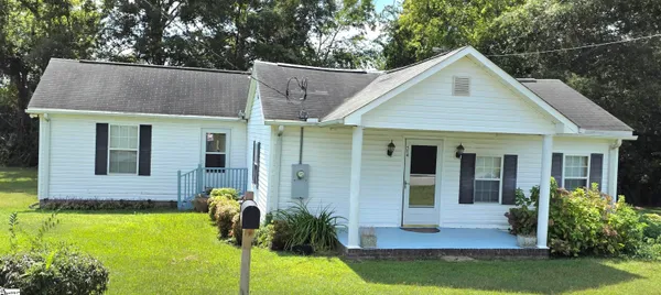 $199,900 | 514 Boyd Road, Laurens, SC 29360