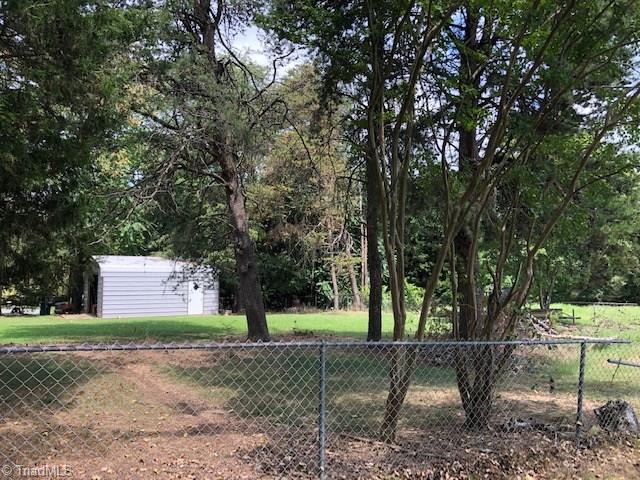 8204 Spotswood Road Summerfield, NC 27358 - Photo 7 of 13 Gallery Image 7