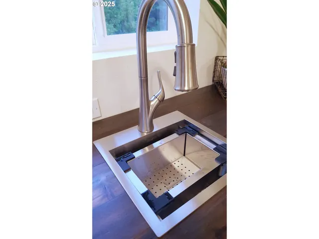 a picture of top of a room