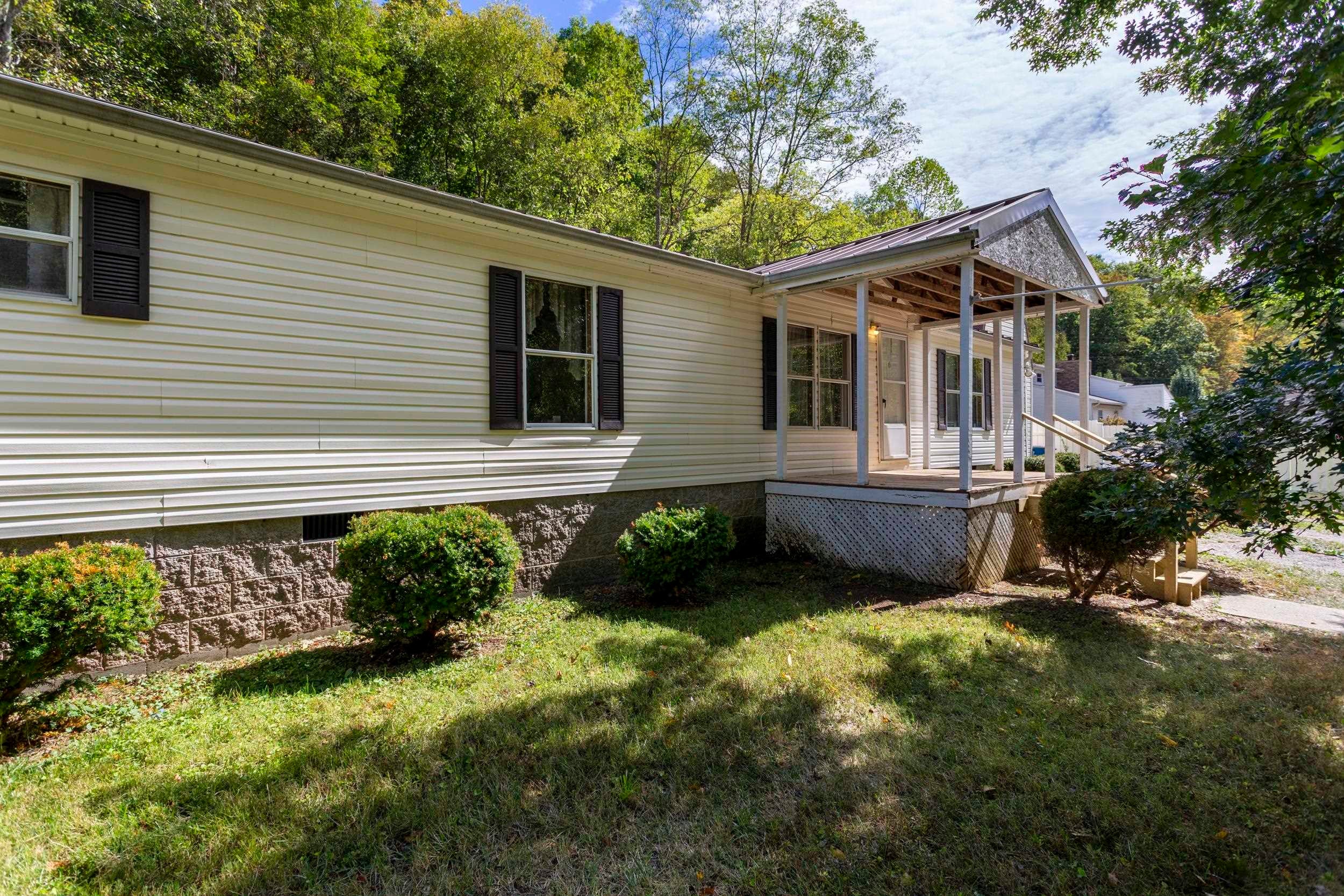 3473 Fudges Creek Road Milton, WV 25541 - Photo 3 of 32 Gallery Image 3
