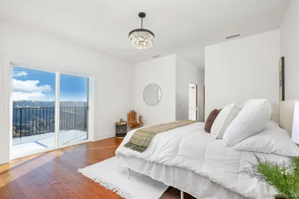 $3,149,000 | 7901 Avenida Kirjah, Unit APN: 3468, La Jolla, CA 92037