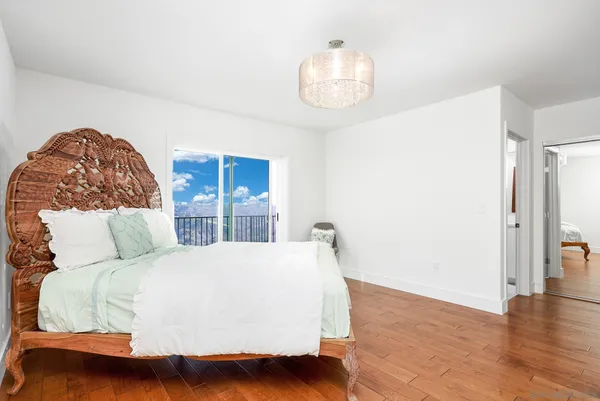 $3,149,000 | 7901 Avenida Kirjah, Unit APN: 3468, La Jolla, CA 92037