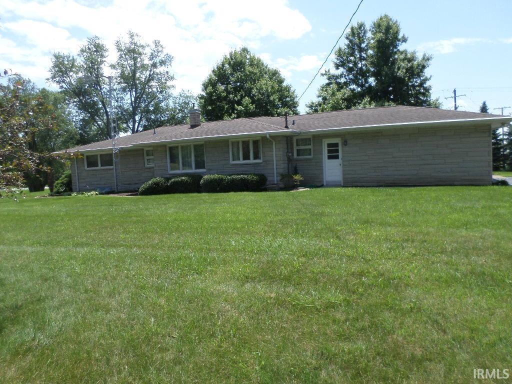 1877 South Sweetgum Road Rochester, IN 46975 - Photo 2 of 15