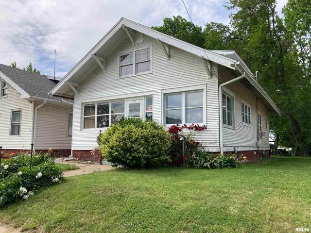 $44,900 | 763 Mulberry Street, Galesburg, IL 61401