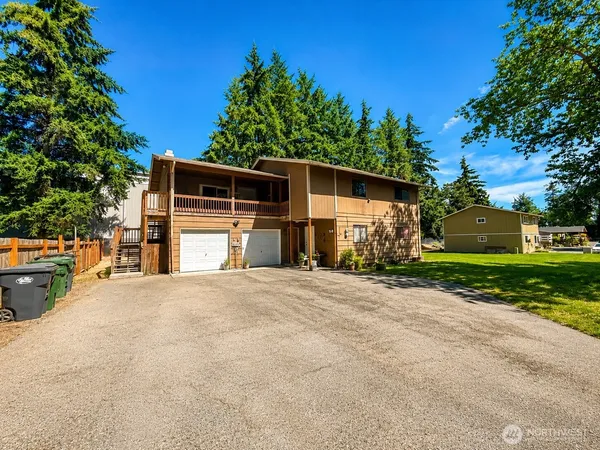 $580,000 | 2604 92nd Street South, Unit A/B, Lakewood, WA 98499
