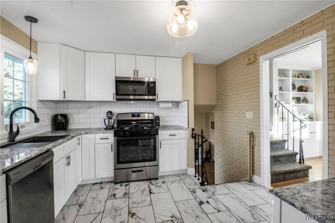 175 Sweet Briar Road Tonawanda, NY 14150 - Photo 23 of 40