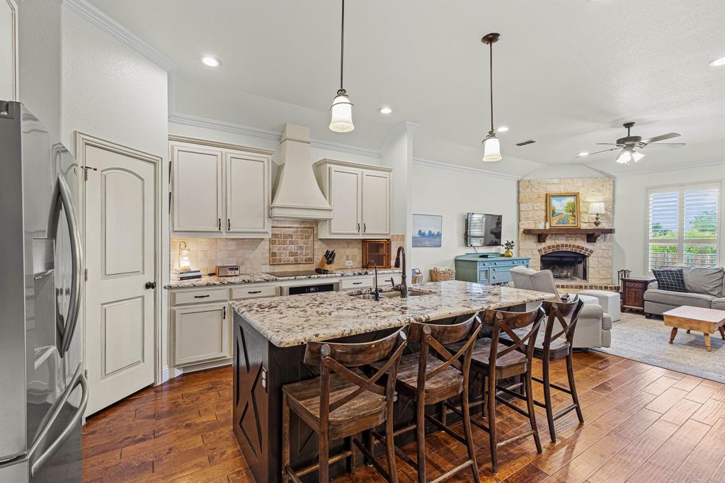312 Spring Run Drive Decatur, TX 76234 - Photo 7 of 39