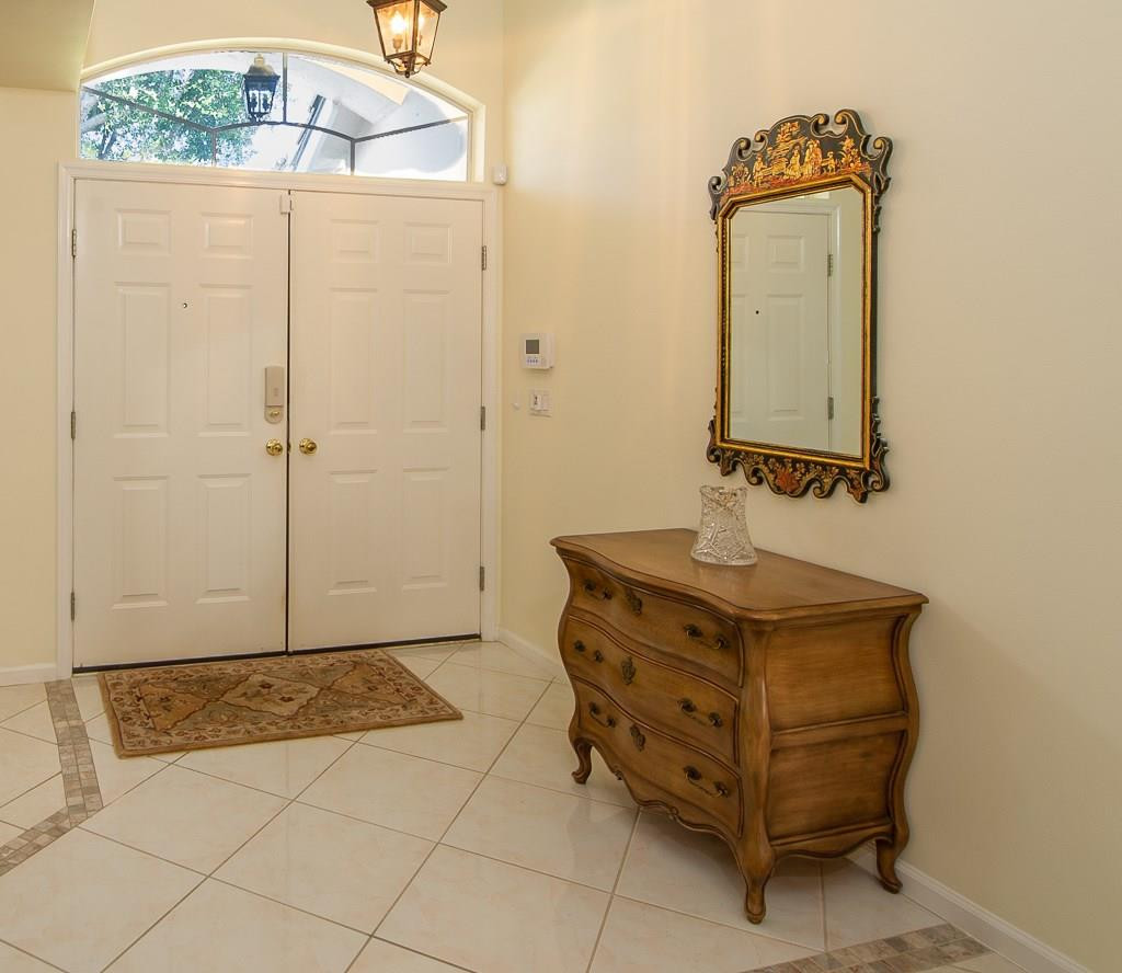 21552 Arbor Way Boca Raton, FL 33433 - Photo 4 of 46 Foyer at Front Door