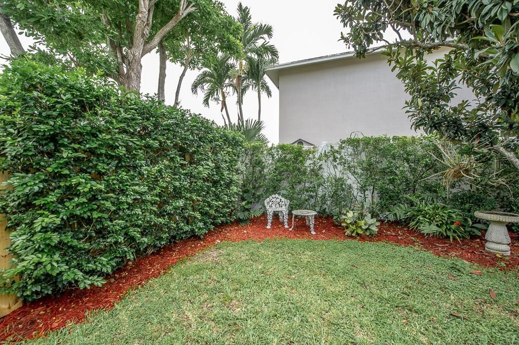 21552 Arbor Way Boca Raton, FL 33433 - Photo 43 of 46 Peaceful Yard to Garden Too