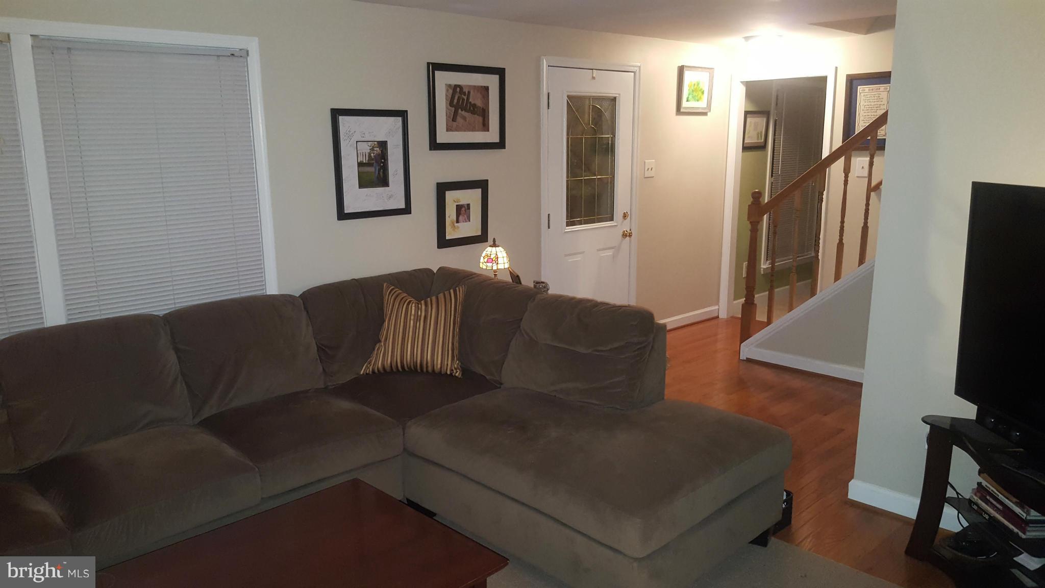 12600 Old Dorm Place Herndon, VA 20170 - Photo 4 of 19 Open Concept Living