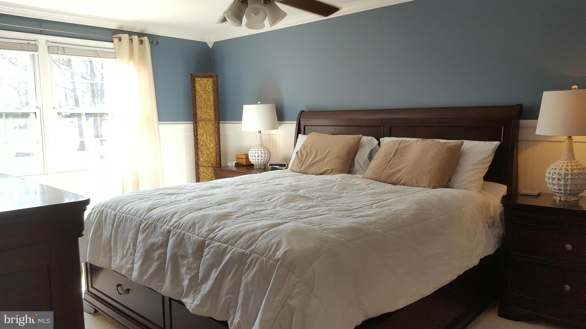 12600 Old Dorm Place Herndon, VA 20170 - Photo 8 of 19 Lots of natural light & beautiful moldings