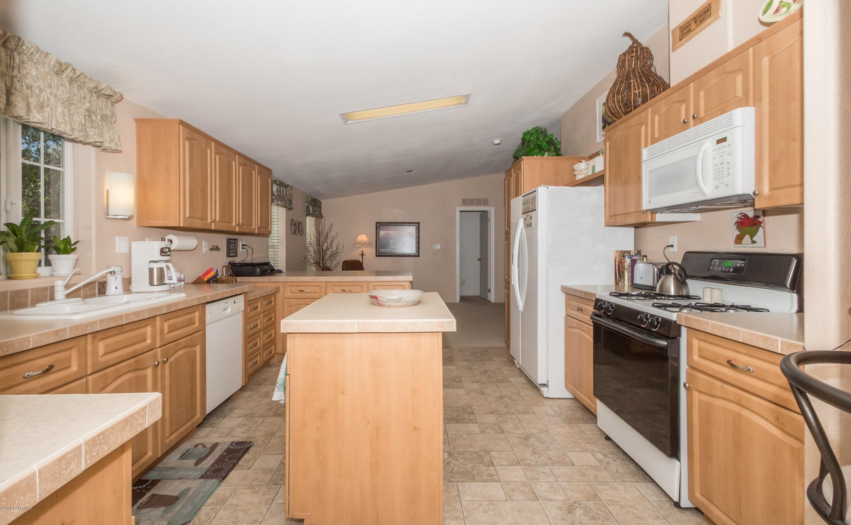 306 South Overland Road Prescott, AZ 86303 - Photo 6 of 18 OverlandKit2