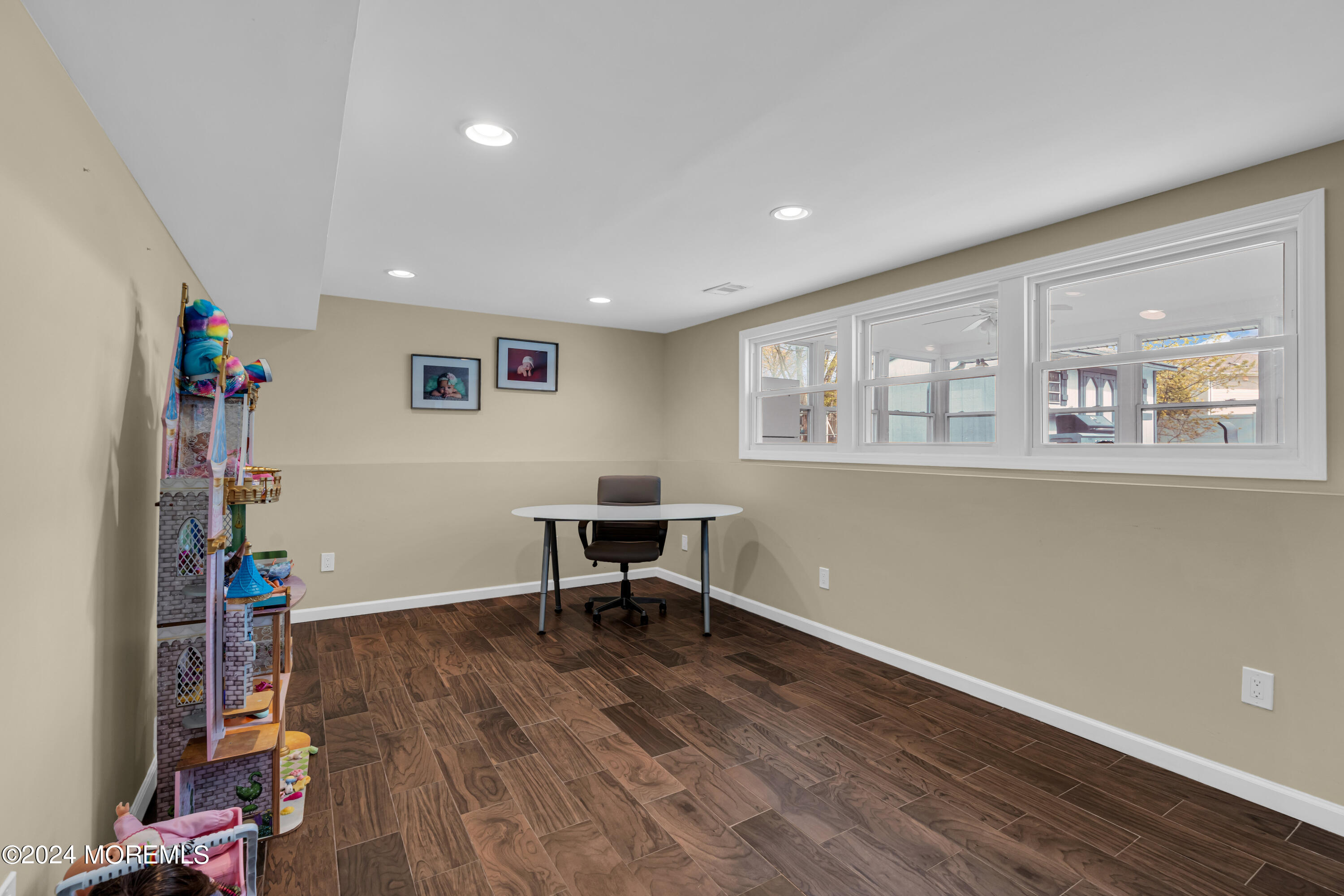 34 Wickatunk Road Manalapan, NJ 07726 - Photo 17 of 28 029_dsc02913