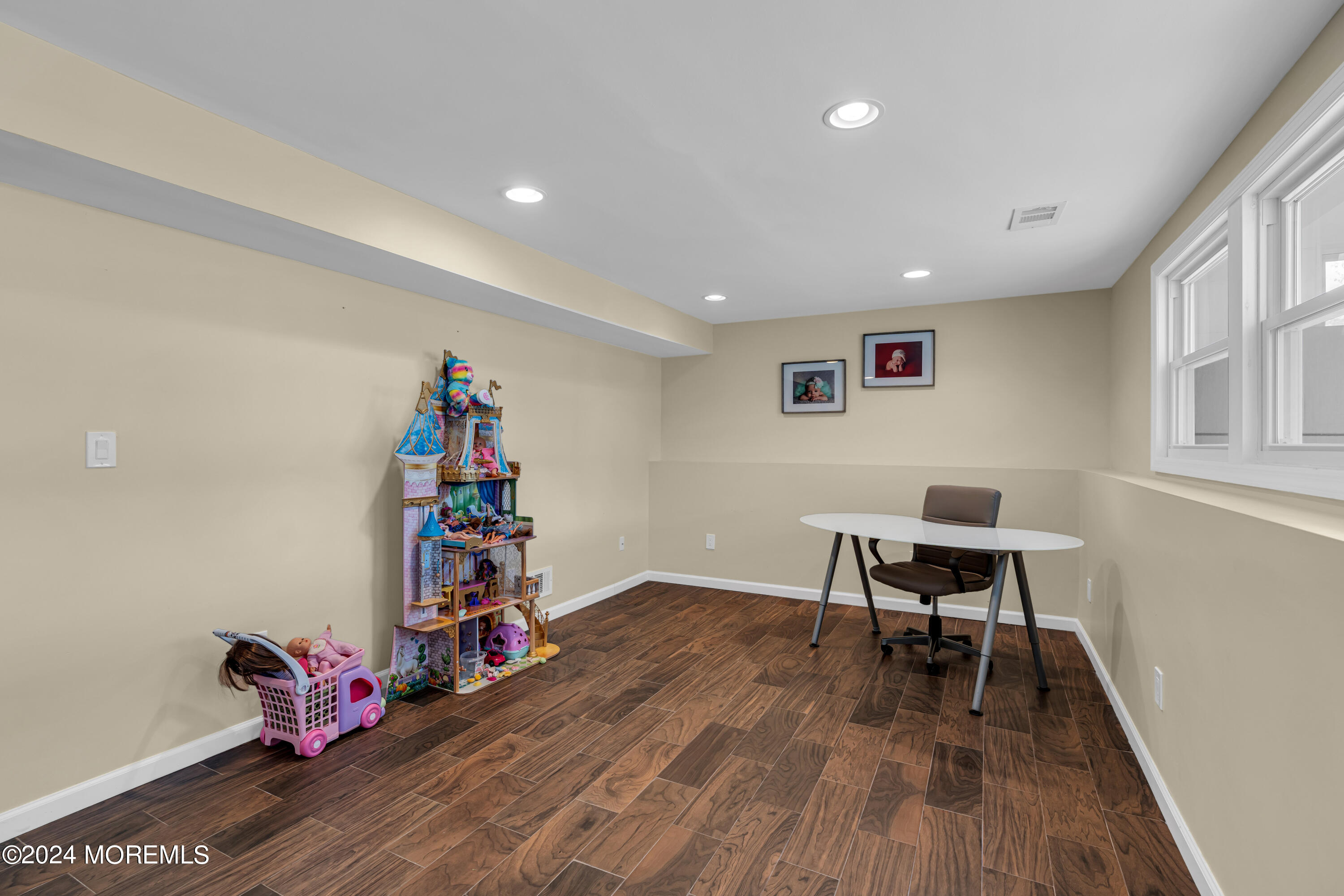 34 Wickatunk Road Manalapan, NJ 07726 - Photo 18 of 28 030_dsc02918