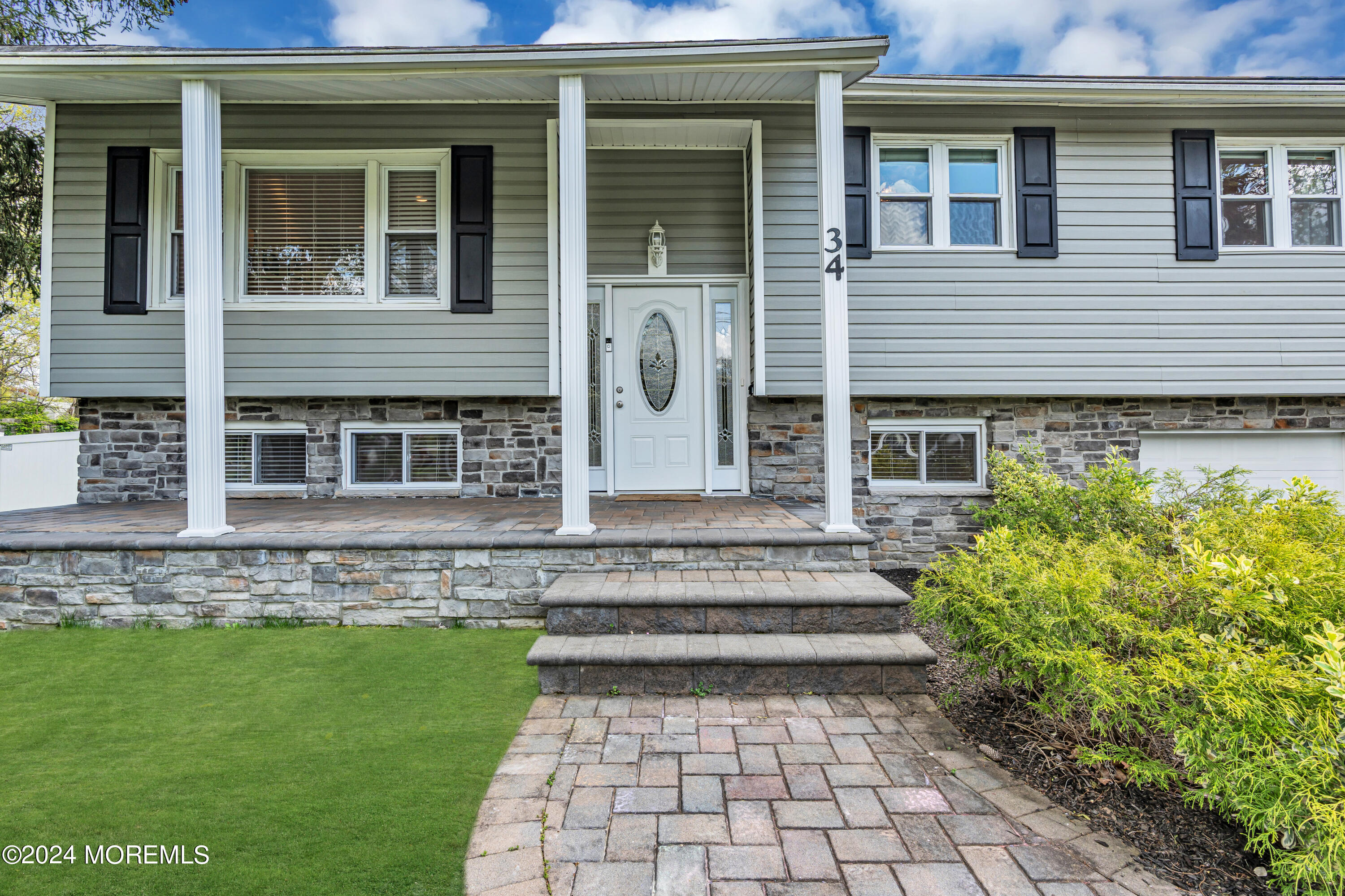 34 Wickatunk Road Manalapan, NJ 07726 - Photo 3 of 28 010_dsc02953-1
