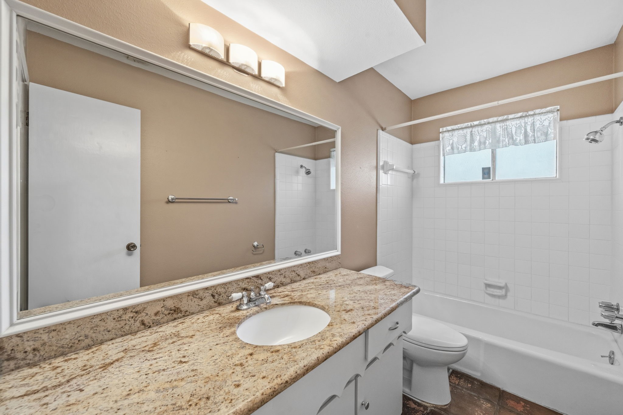 8834 Sandstone Road Houston, TX 77036 - Photo 20 of 31