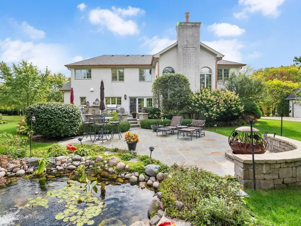 $1,049,000 | 15-w601 81st Street, Burr Ridge, IL 60527