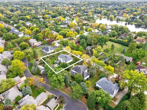 $1,049,000 | 15-w601 81st Street, Burr Ridge, IL 60527