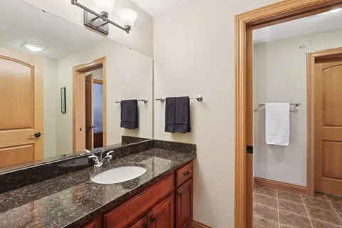 $695,000 | 9002 Hawks Reserve Lane, Unit 202, Verona, WI 53593