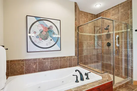 $695,000 | 9002 Hawks Reserve Lane, Unit 202, Verona, WI 53593