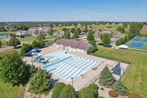$695,000 | 9002 Hawks Reserve Lane, Unit 202, Verona, WI 53593