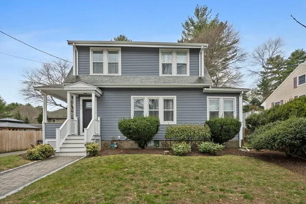$599,999 | 836 Lynnfield Street, Lynnfield, MA 01940