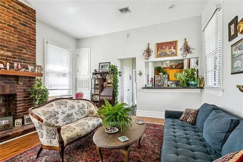 $2,249,000 | 3206 St Charles Avenue, New Orleans, LA 70115