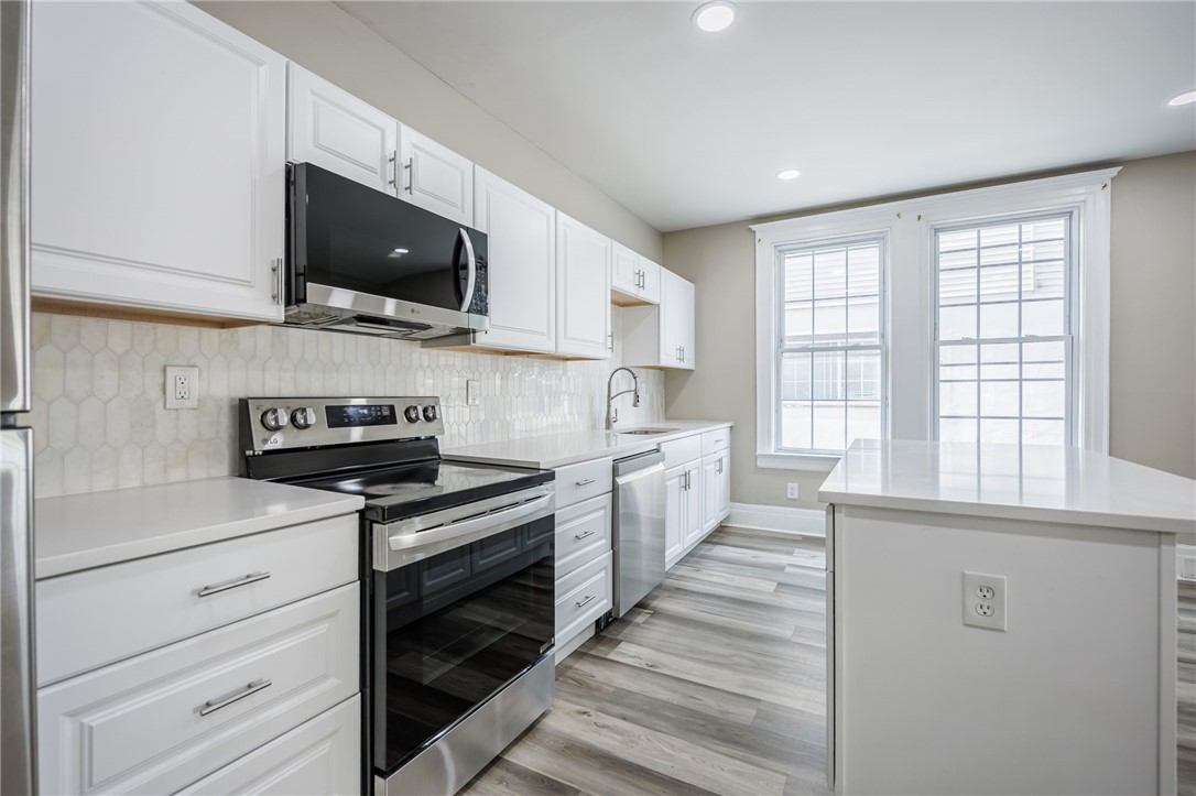 184 Alexander Street Rochester, NY 14607 - Photo 12 of 36