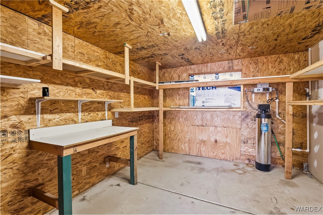 1545 East El Rodeo Road, Unit 64 Fort Mohave, AZ 86426 - Photo 25 of 31 Workshop