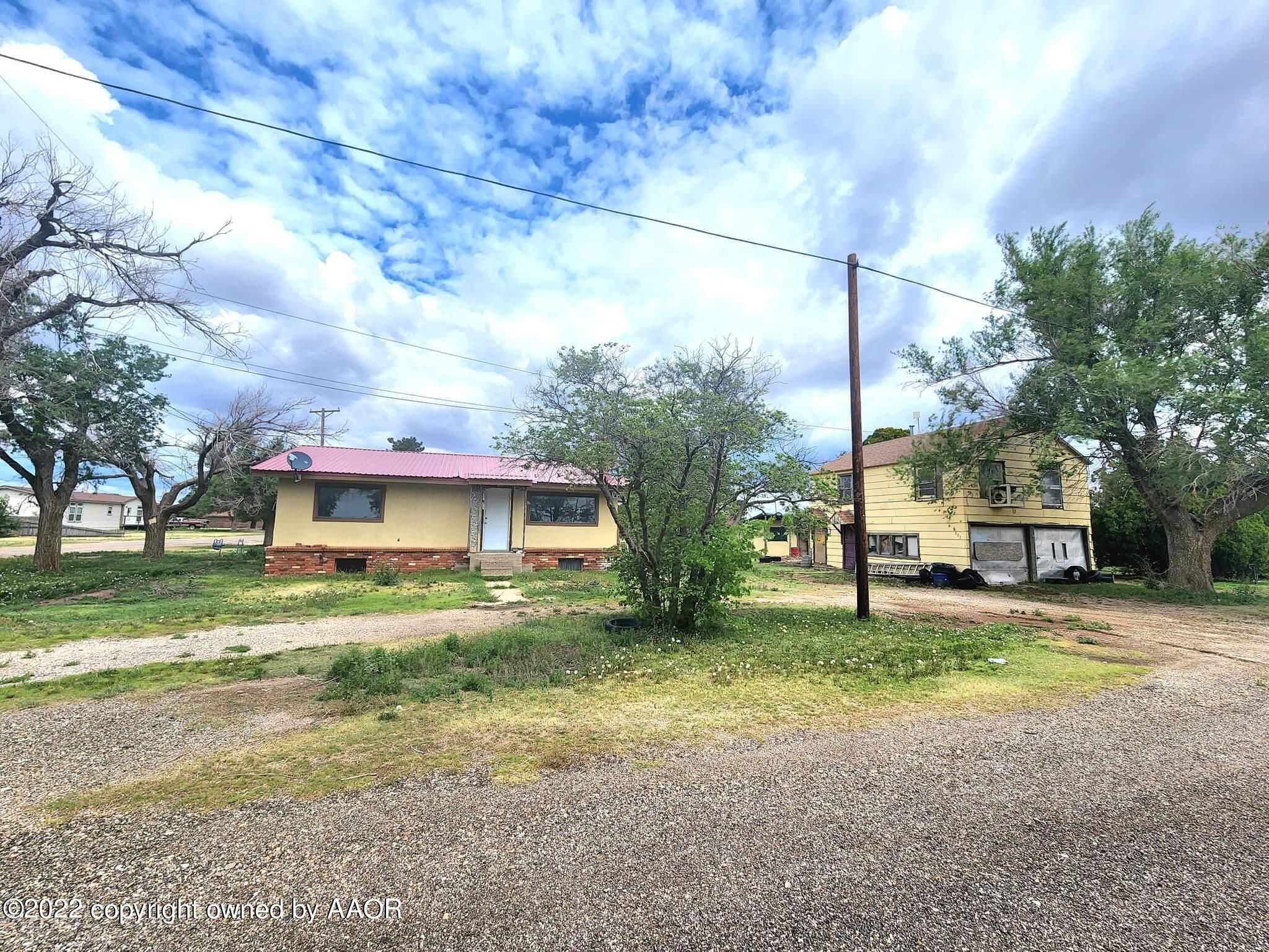 903 East 4th Street Panhandle, TX 79068 - Photo 1 of 8 4 units