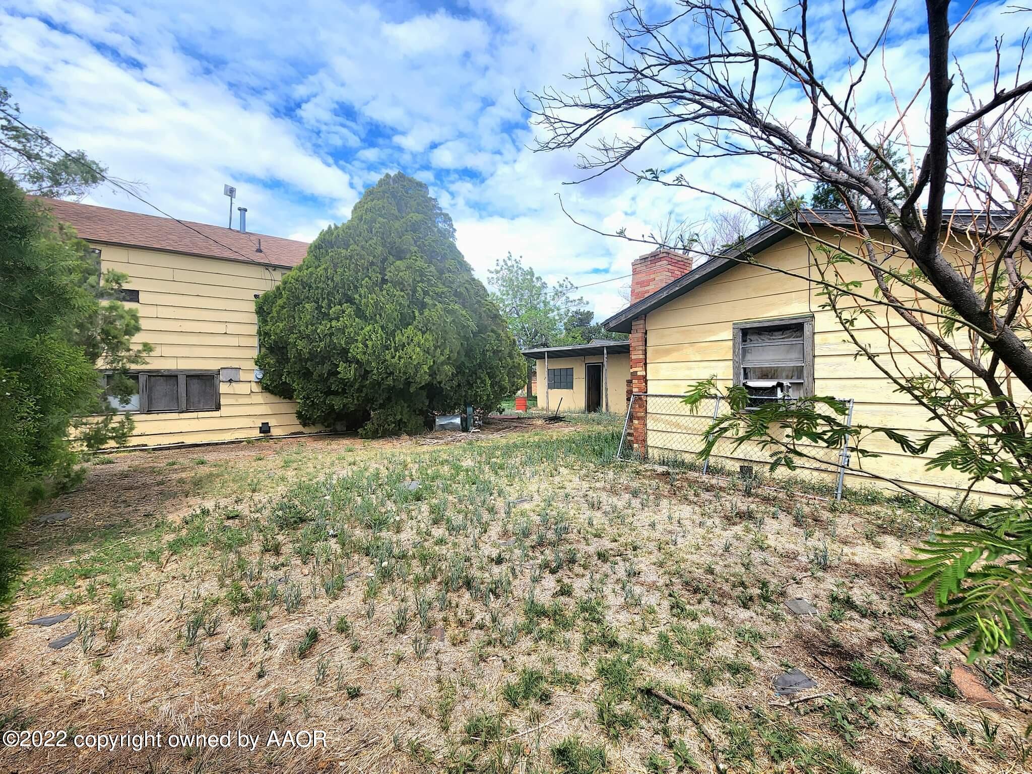 903 East 4th Street Panhandle, TX 79068 - Photo 5 of 8 received_329832459285950