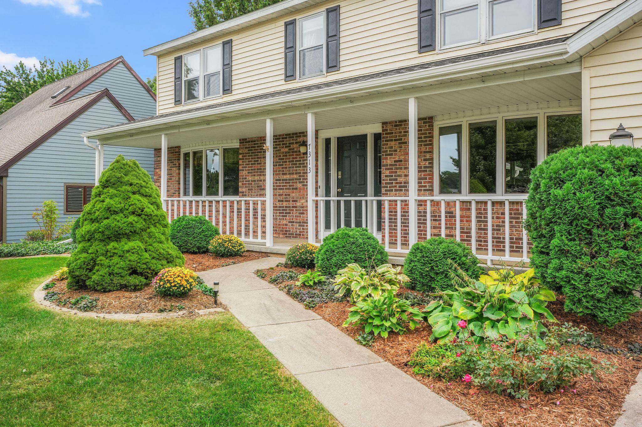 7313 Longmeadow Road Madison, WI 53717 - Photo 2 of 44 Gallery Image 2