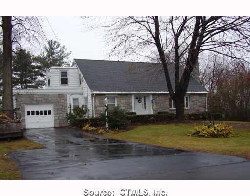 9 Hoadley Road Branford, CT 06405 - Photo 1 of 1