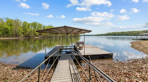 $999,000 | 153 Chelsea, Eddyville, KY 42038