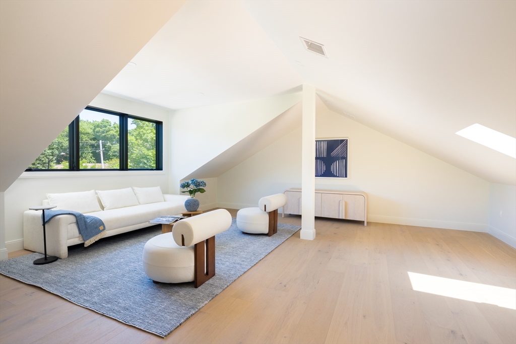 1230 Commonwealth Avenue Newton, MA 02468 - Photo 14 of 18