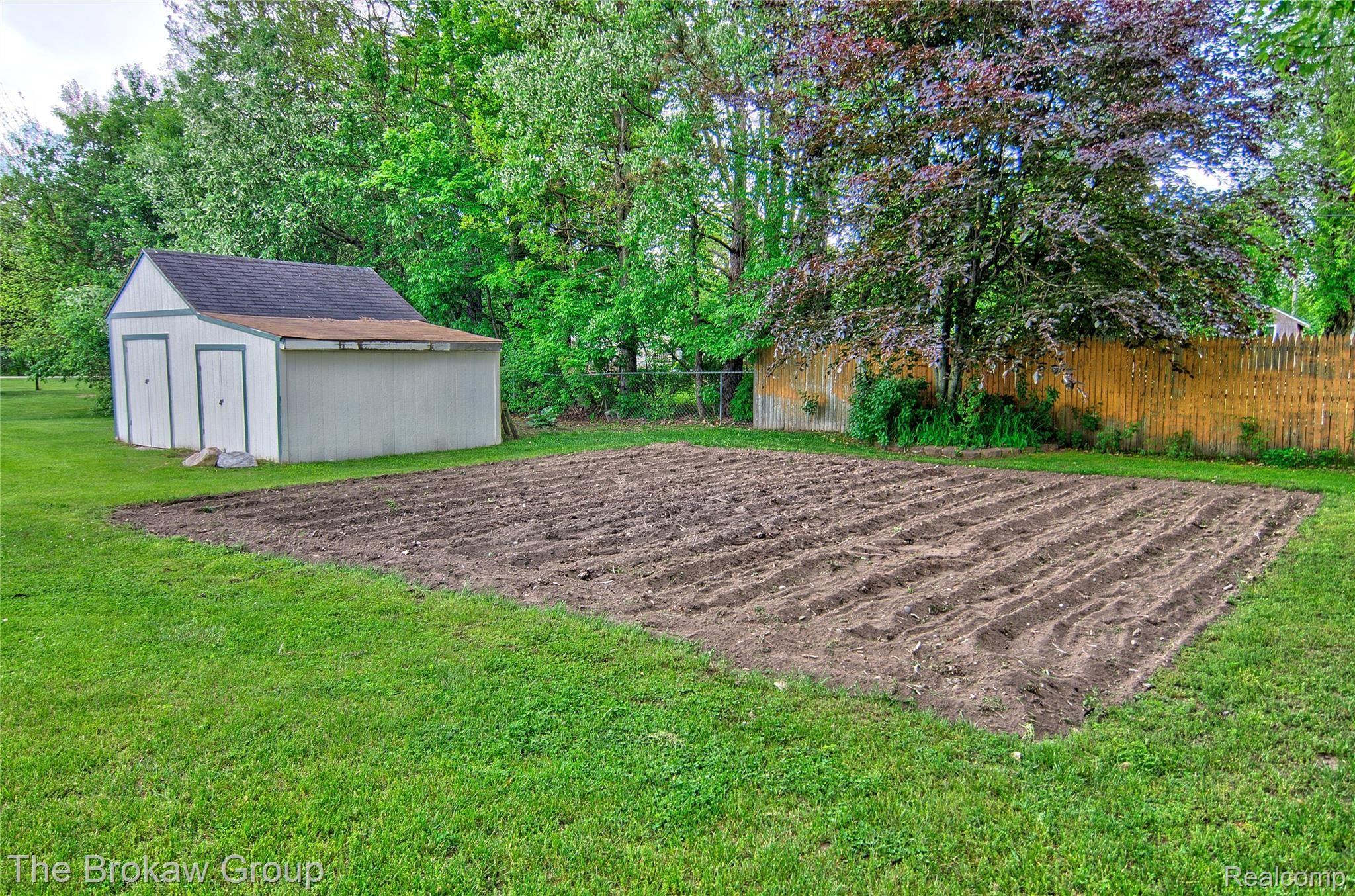 2619 Fish Lake Road Lapeer, MI 48446 - Photo 40 of 45 _DSC0037_8_9.jpg