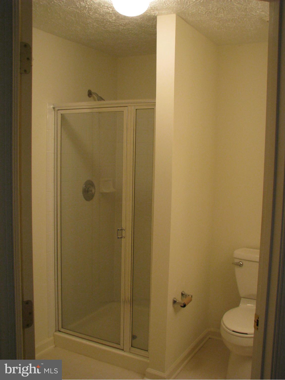 8384 Cypress Mill Road, Unit 8384 Baltimore, MD 21236 - Photo 8 of 25 Bath