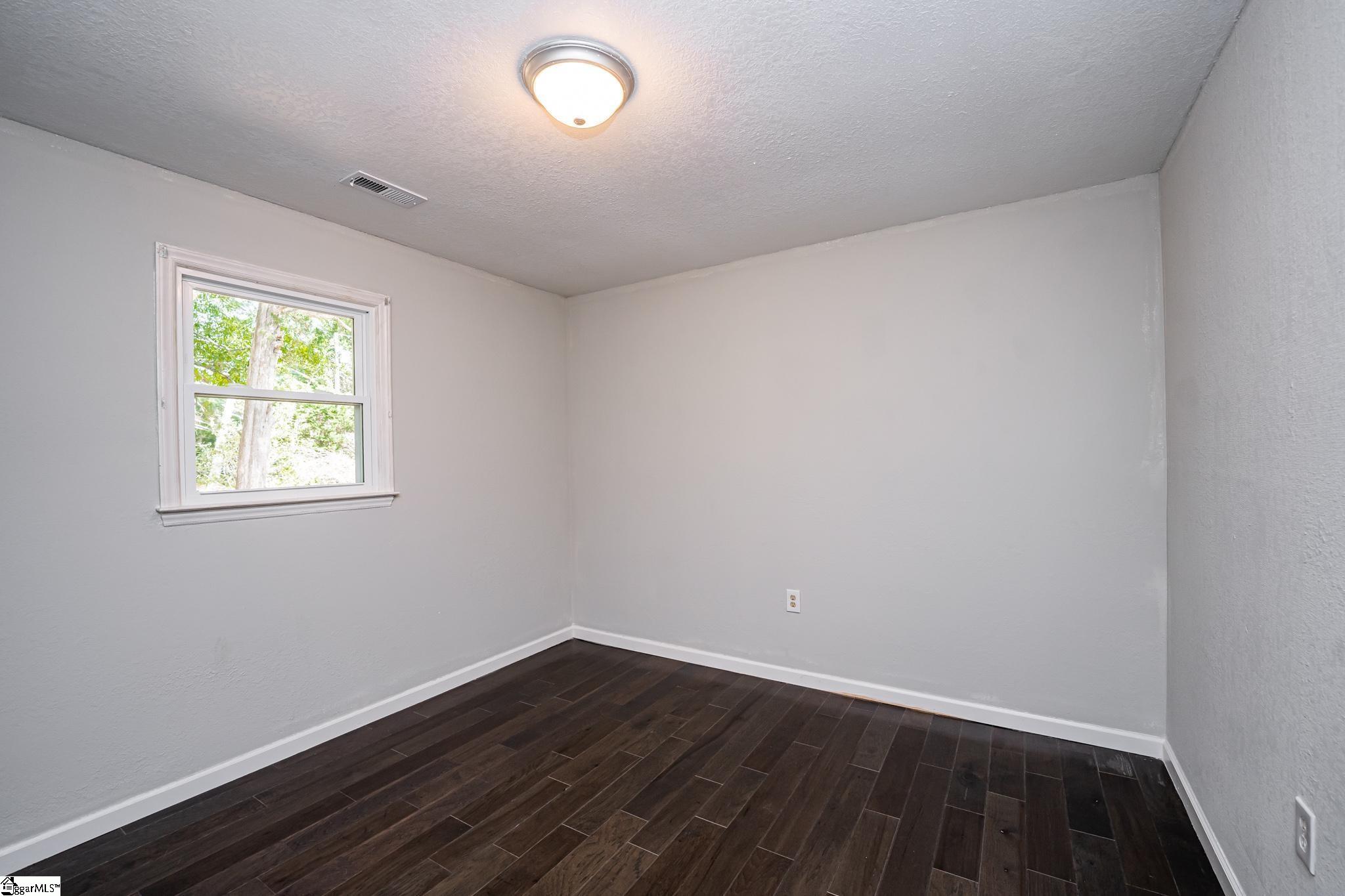 1333 Farmer Road Starr, SC 29684 - Photo 10 of 17